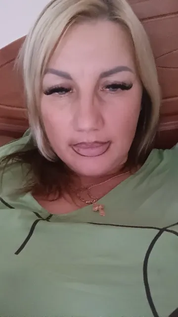 Irresistible queen
