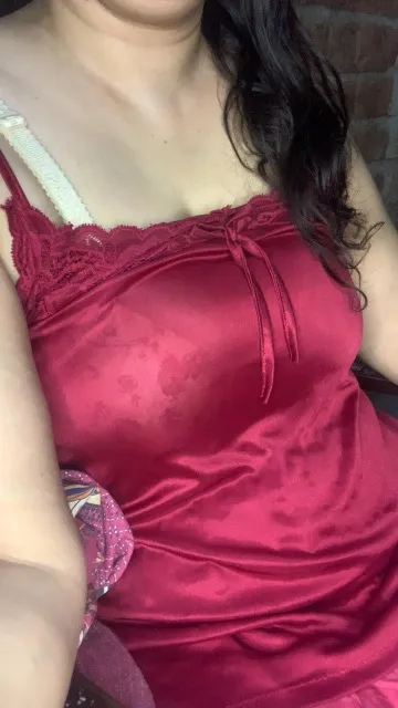 Sara khan