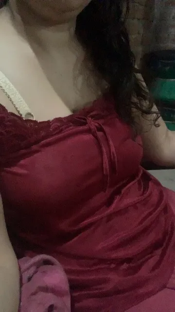 Sara khan