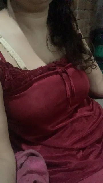 Sara khan
