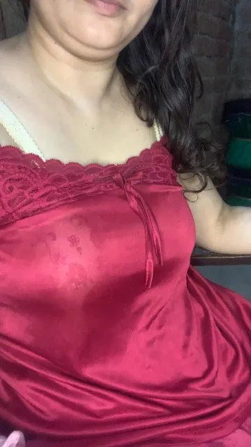 Sara khan
