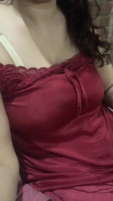 Sara khan