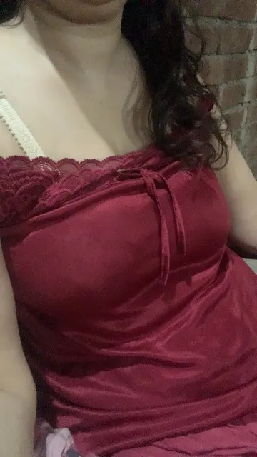 Sara khan