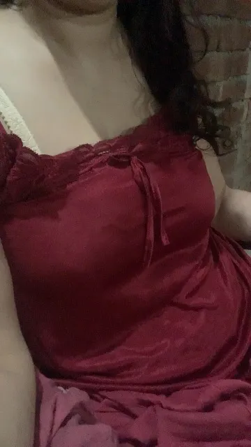 Sara khan
