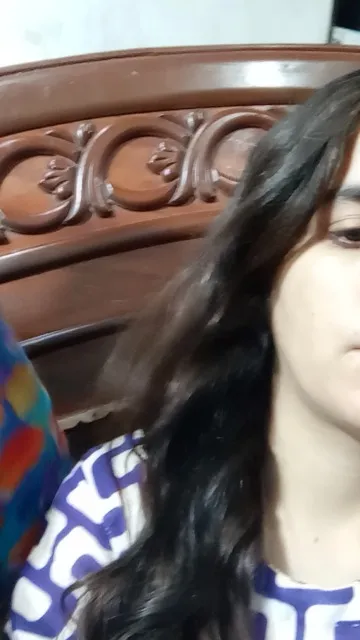Two friend available